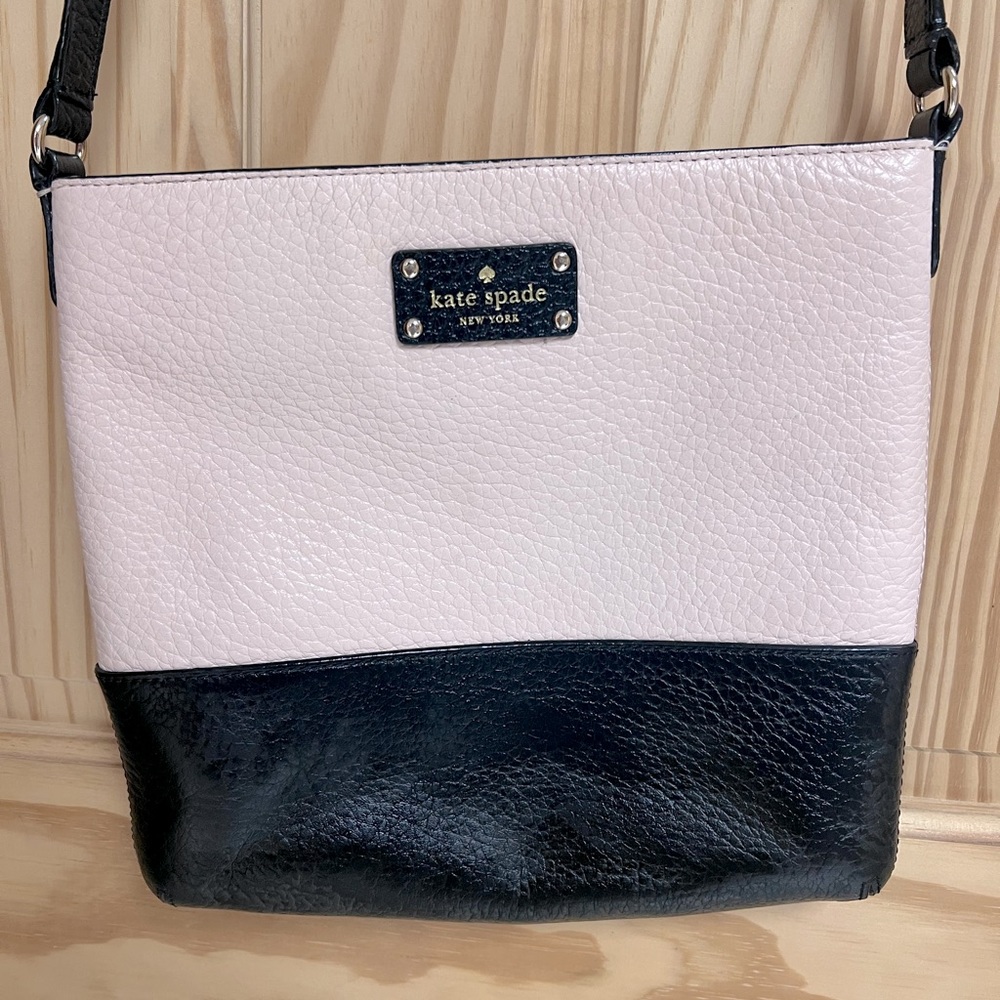 Light Pink and Black Kate Soade Crossbody